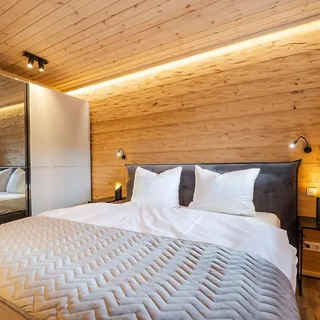 Bergwaldchalet Komfort شيارك